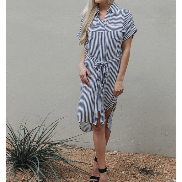 LAST ONE! Striped Buttondown Midi Dress - Blue - Picture 4 of 8